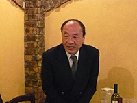 小幡 栄 氏